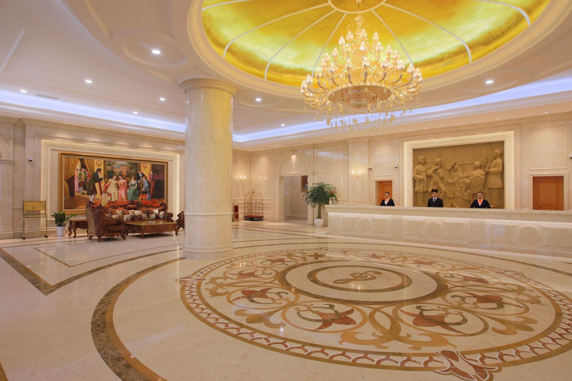 Venus International Hotel Shanghai South Shenjiang Road Exteriör bild